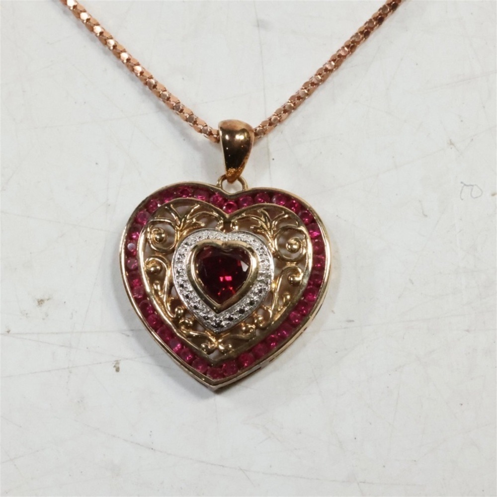 Sterl Silver pendant‎ w/ Lg Ruby Center Stone & 36 Sm Rubies on .925 SS Chain